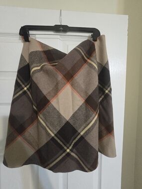 Talbots Plaid A-Line Skirt in Brown, Taupe and Rust